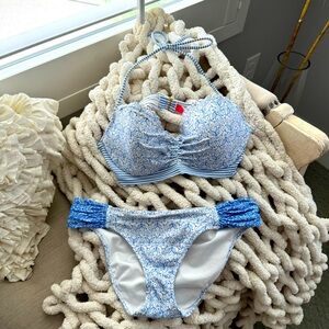 Victorias Secret scalloped edge bikini